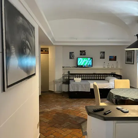 Bbb House-2